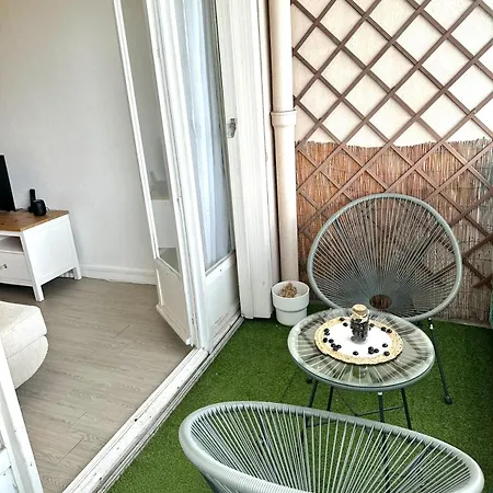 & Cosy T2 Near Airport Apartment Longjumeau